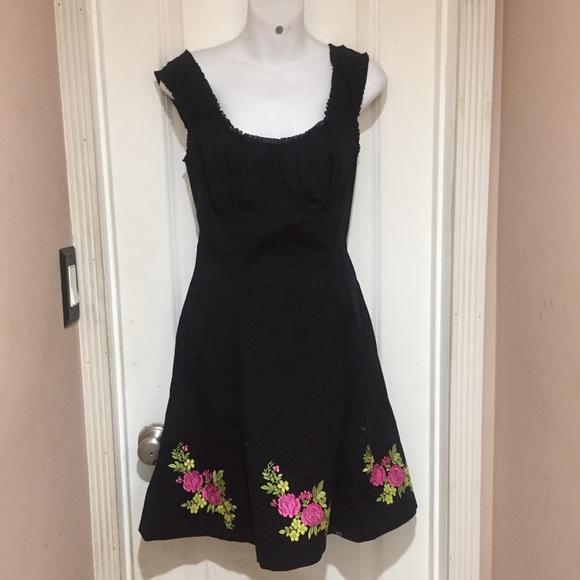 Betsey Johnson Dresses & Skirts - Betsy Johnson embroidered mini dress NWT deadstock